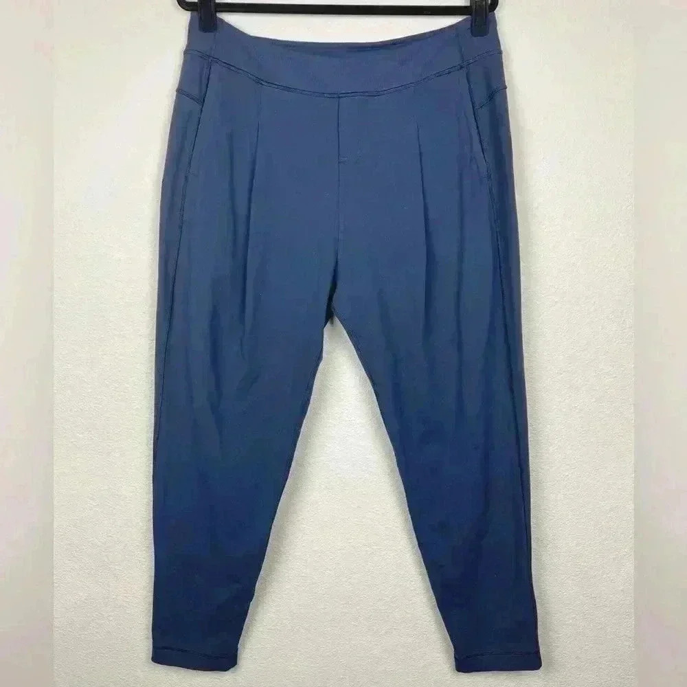 LULULEMON Women's 10 Navy Blue Jogger High Rise Sweatpants Pockets Pleat Front